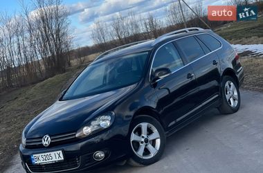 Универсал Volkswagen Golf 2010 в Звягеле