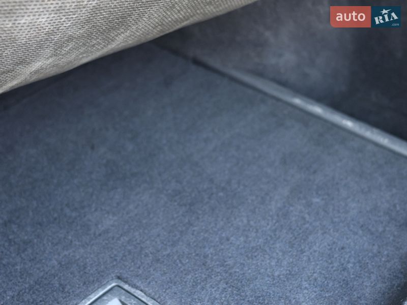 Универсал Volkswagen Golf 2011 в Луцке