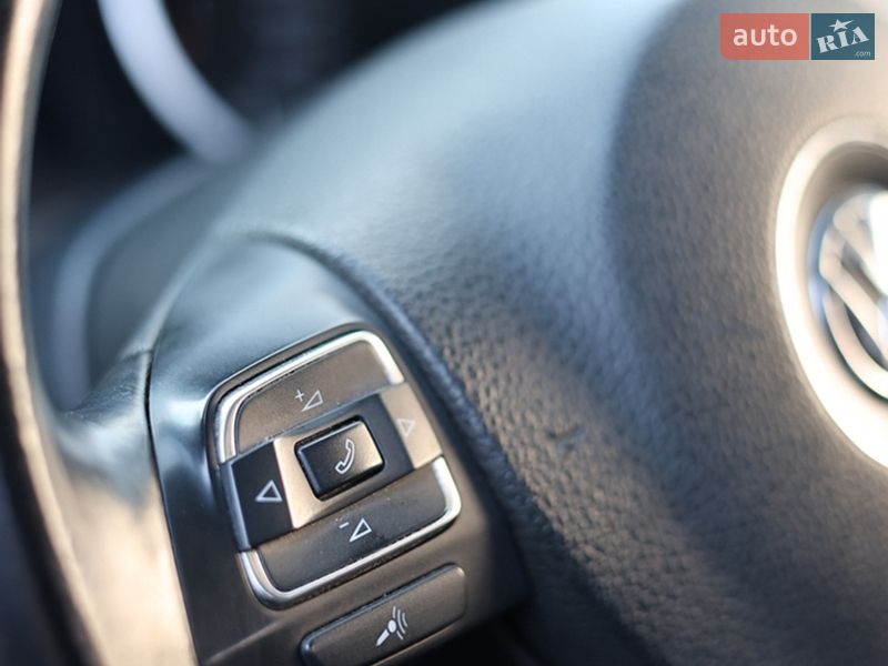 Универсал Volkswagen Golf 2011 в Луцке