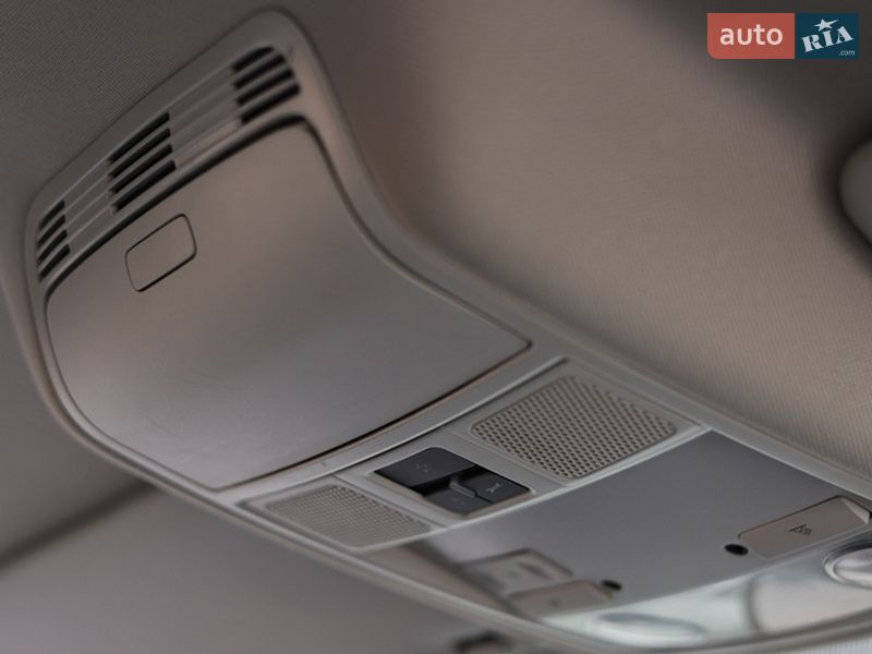 Универсал Volkswagen Golf 2011 в Луцке