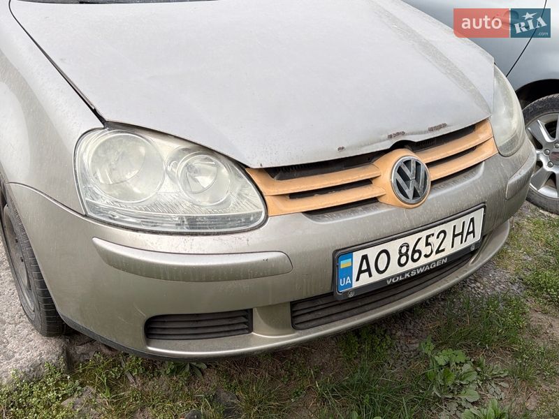 Volkswagen Golf 2004