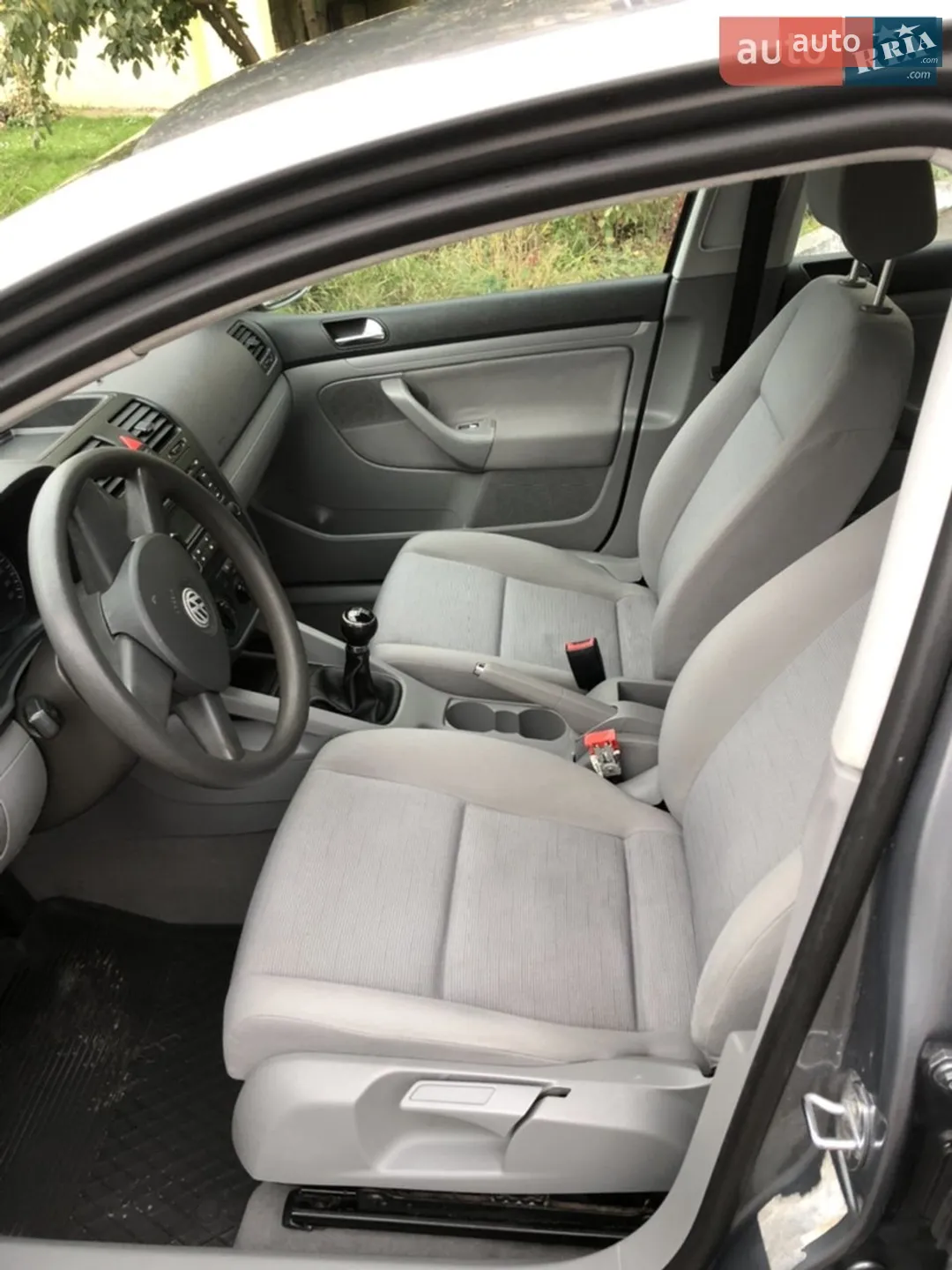 Volkswagen Golf 2005 VIN WVWZZZ1KZ5P096172 фото оголошення 8 з 11