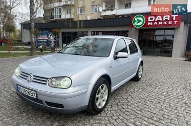 Хэтчбек Volkswagen Golf 1999 в Виноградове