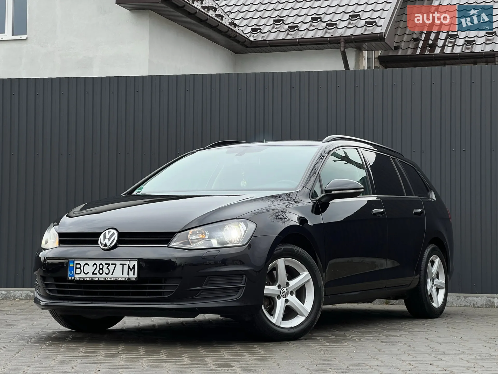 Volkswagen Golf 2015 VIN WVWZZZAUZFP634334 фото оголошення 4 з 96