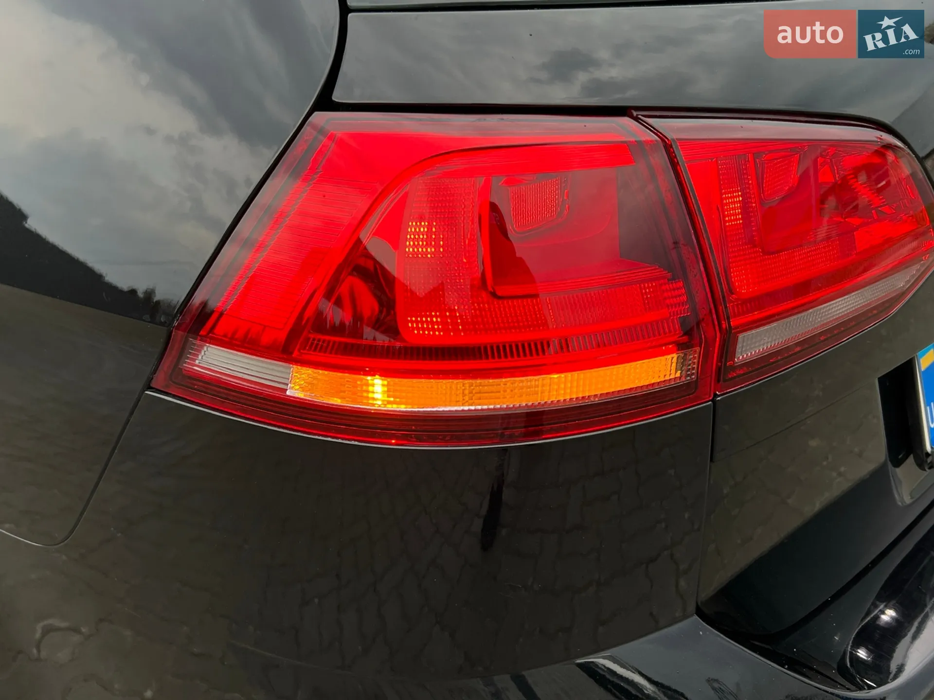 Volkswagen Golf 2015 VIN WVWZZZAUZFP634334 фото оголошення 35 з 96