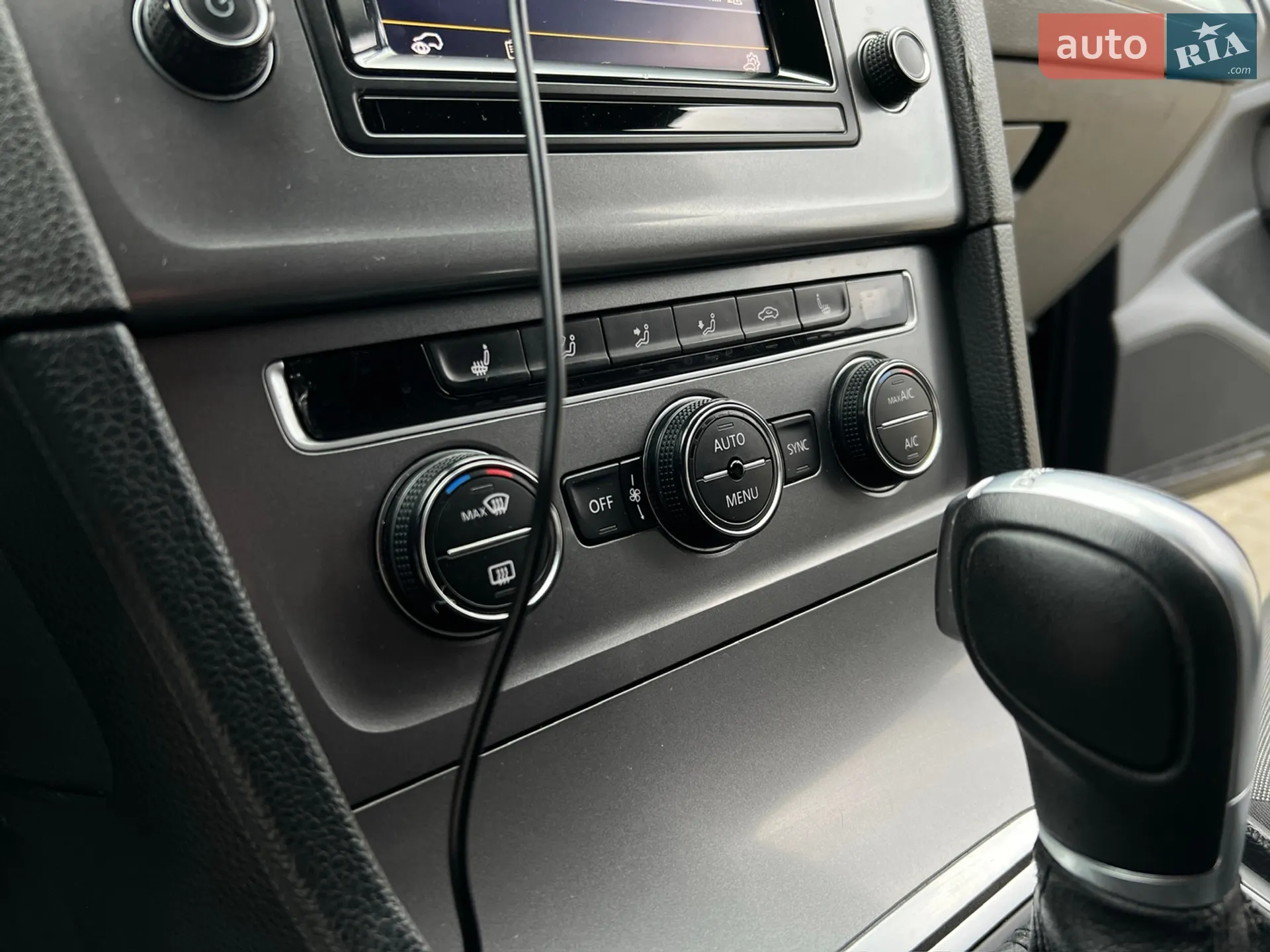 Volkswagen Golf 2015 VIN WVWZZZAUZFP634334 фото оголошення 85 з 96
