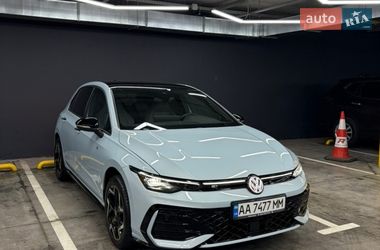 Хэтчбек Volkswagen Golf 2025 в Киеве
