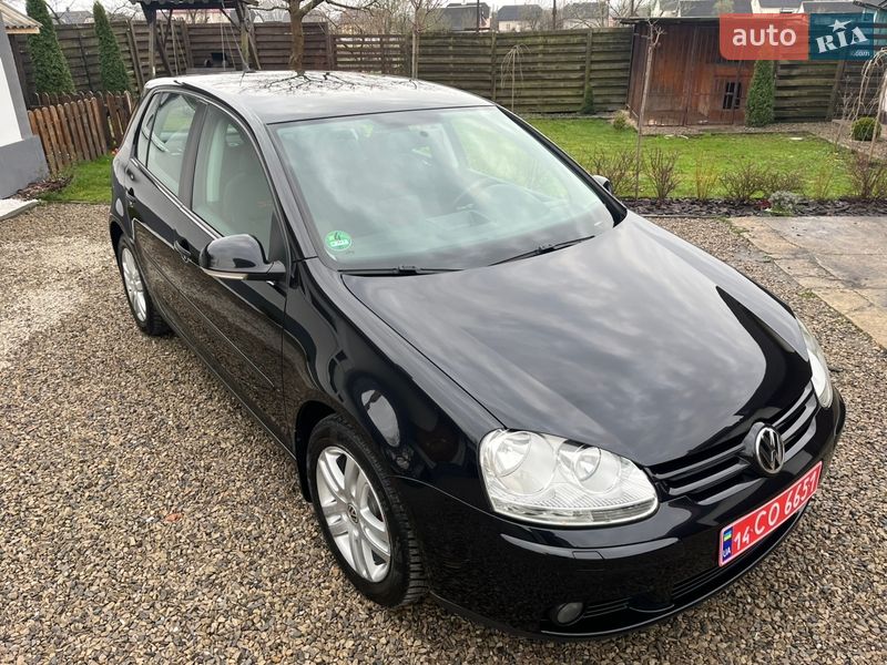 Хэтчбек Volkswagen Golf 2007 в Калуше