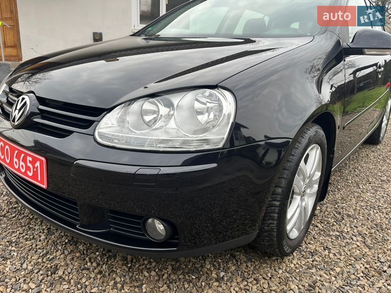 Хэтчбек Volkswagen Golf 2007 в Калуше