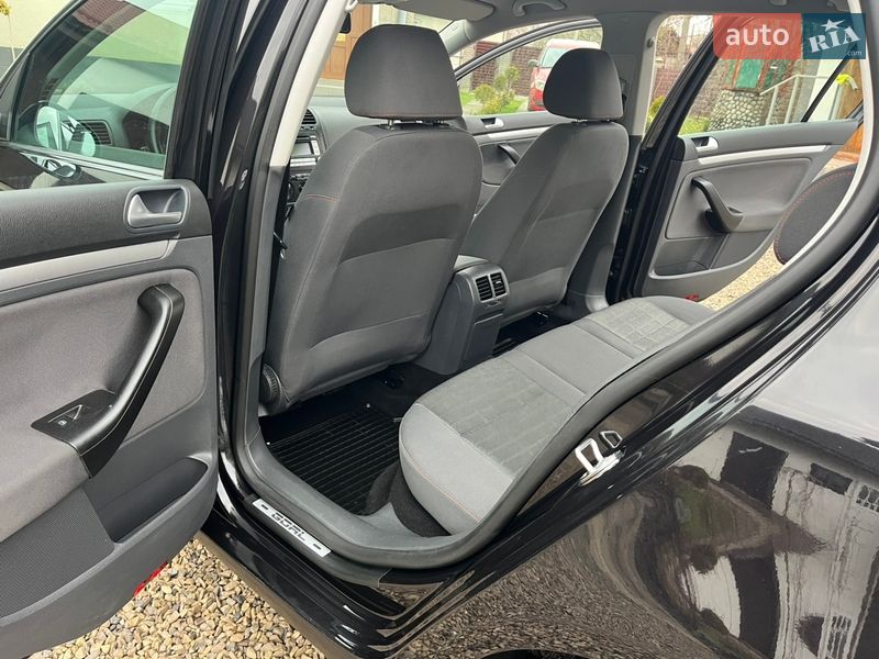 Хэтчбек Volkswagen Golf 2007 в Калуше