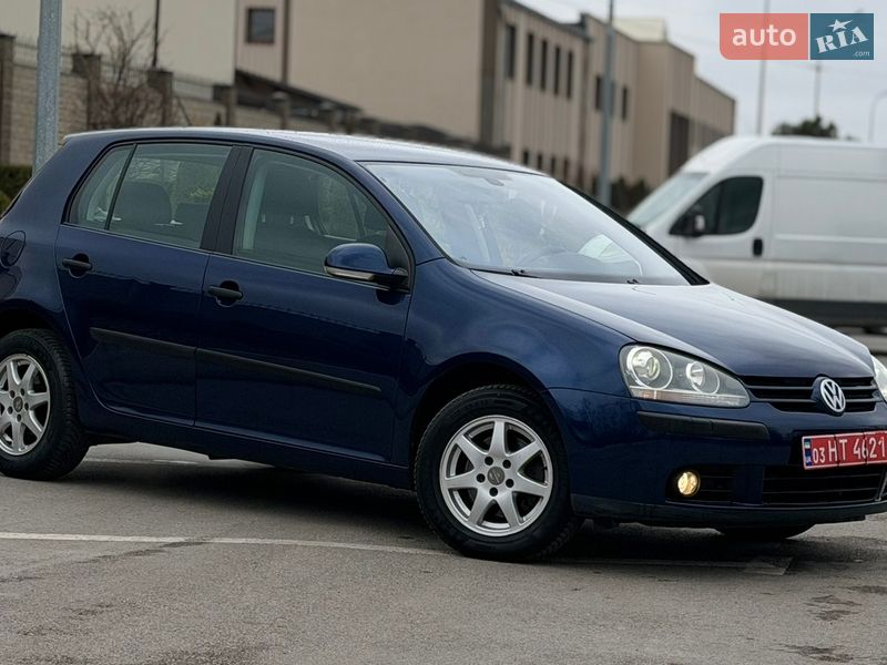 Хэтчбек Volkswagen Golf 2006 в Запорожье