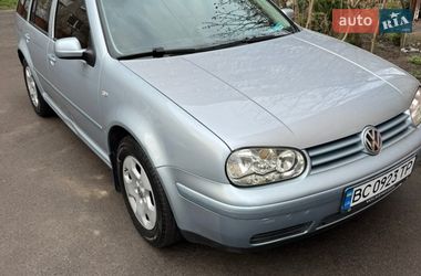 Универсал Volkswagen Golf 2004 в Львове