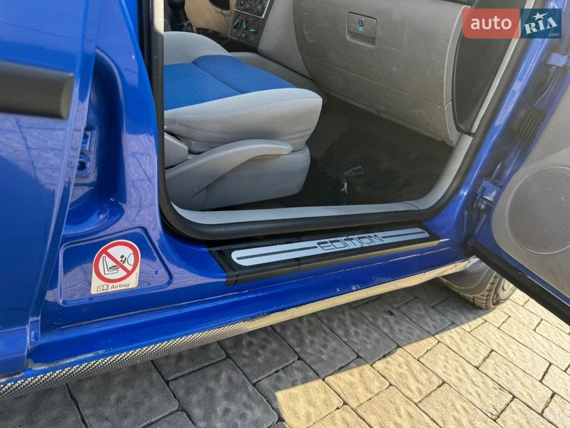 Универсал Volkswagen Golf 2001 в Львове