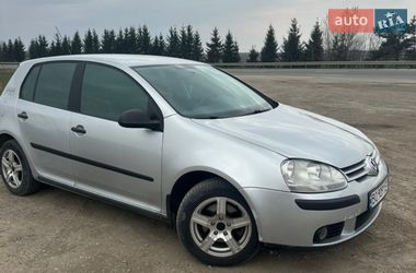 Хэтчбек Volkswagen Golf 2008 в Тернополе