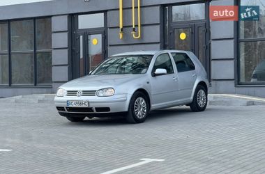 Хэтчбек Volkswagen Golf 2003 в Ковеле