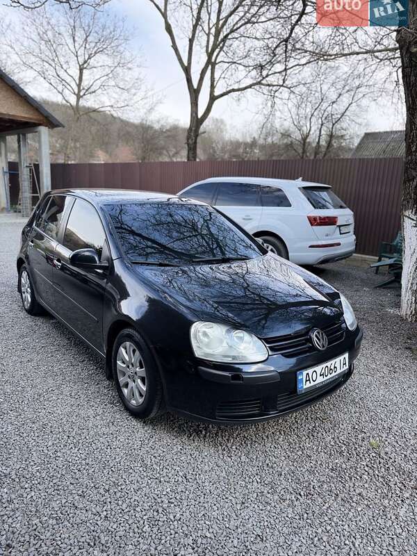 Хэтчбек Volkswagen Golf 2003 в Хусте фото 11 Хэтчбек Volkswagen Golf 2003 в Хусте