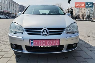Хетчбек Volkswagen Golf 2008 в Черкасах