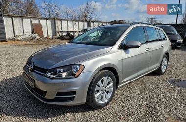 Універсал Volkswagen Golf 2017 в Шостці