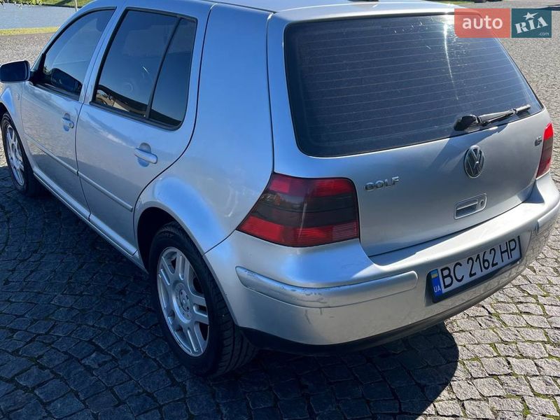 Хэтчбек Volkswagen Golf 2000 в Львове