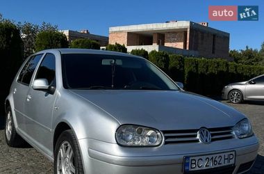 Хэтчбек Volkswagen Golf 2000 в Жовкве