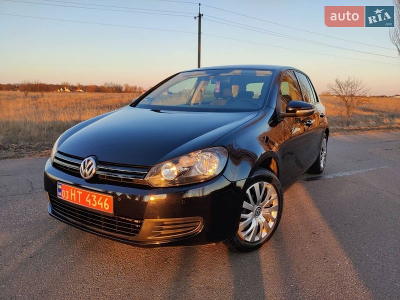 Хэтчбек Volkswagen Golf 2009 в Барышевке