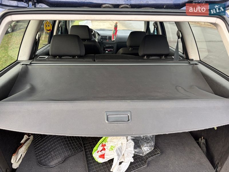 Универсал Volkswagen Golf 2002 в Луцке