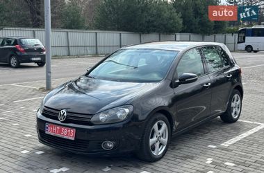 Хетчбек Volkswagen Golf 2010 в Луцьку
