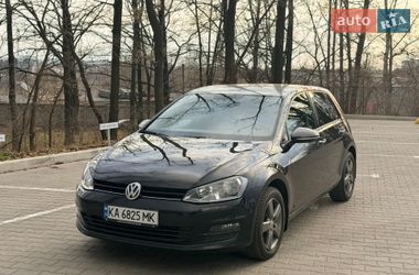Хетчбек Volkswagen Golf 2016 в Києві