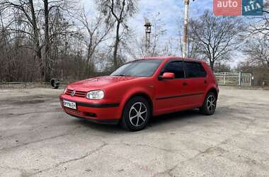 Хетчбек Volkswagen Golf 1998 в Богодухіву