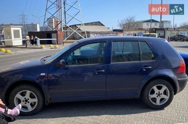 Хэтчбек Volkswagen Golf 2001 в Одессе