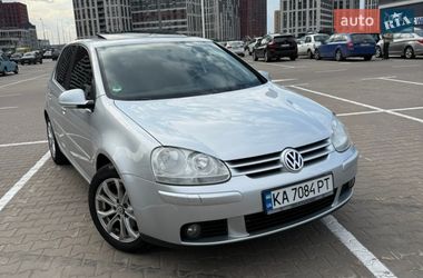 Хетчбек Volkswagen Golf 2006 в Києві