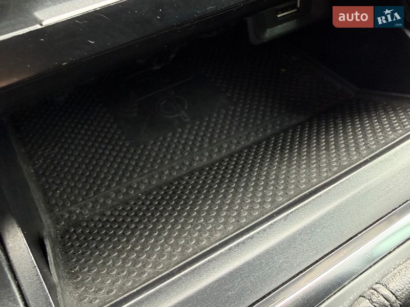 Универсал Volkswagen Golf 2017 в Звягеле