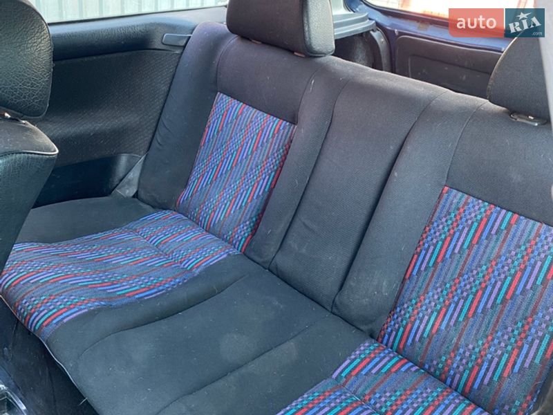 Хэтчбек Volkswagen Golf 1997 в Житомире