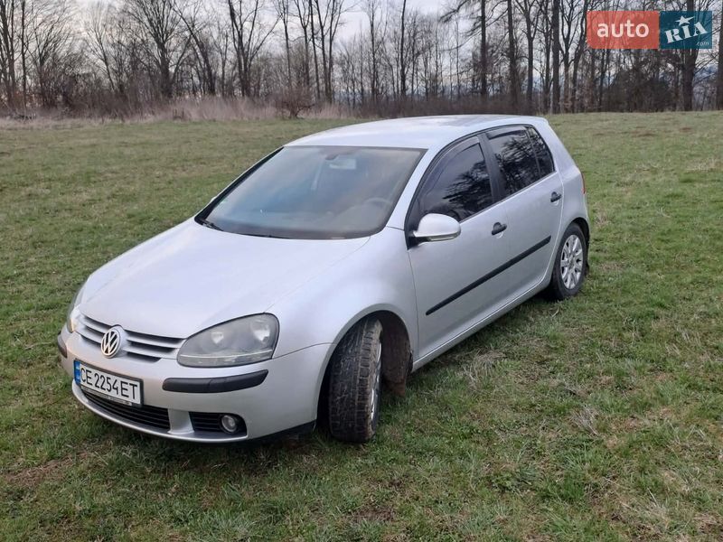 Volkswagen Golf 2004