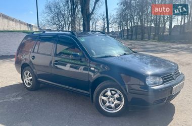 Універсал Volkswagen Golf 2001 в Крижополі