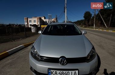 Універсал Volkswagen Golf 2012 в Ірпені