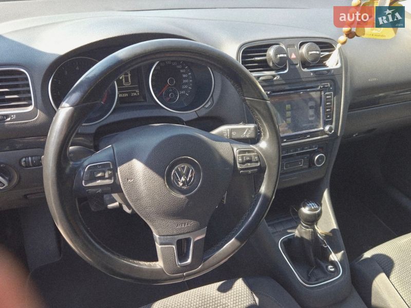 Хэтчбек Volkswagen Golf 2012 в Никополе