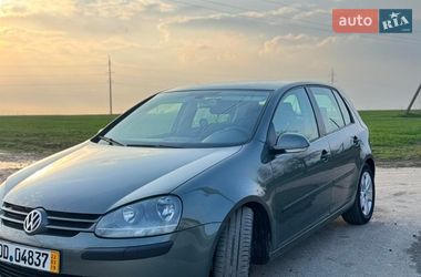 Хетчбек Volkswagen Golf 2004 в Бучачі