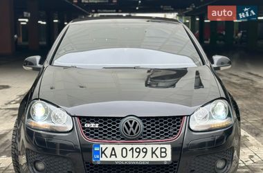 Хетчбек Volkswagen Golf 2005 в Софіївській Борщагівці