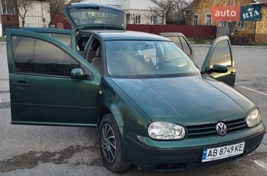 Хетчбек Volkswagen Golf 1999 в Ладижині