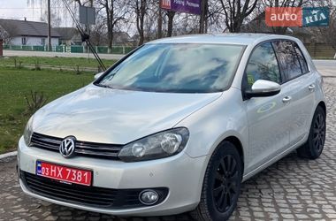 Хэтчбек Volkswagen Golf 2010 в Староконстантинове