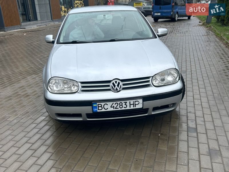Volkswagen Golf 2000