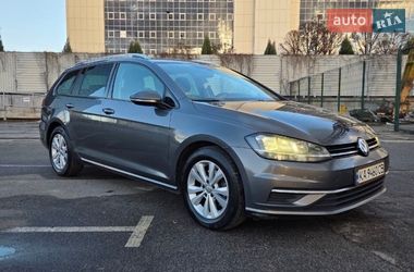 Універсал Volkswagen Golf 2017 в Києві