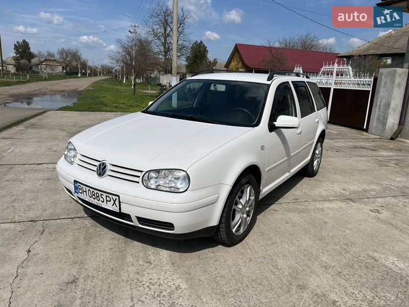 Volkswagen Golf 2003