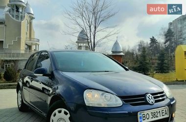 Хетчбек Volkswagen Golf 2006 в Дрогобичі