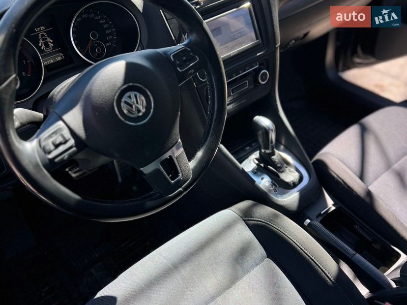 Універсал Volkswagen Golf 2011 в Макарові