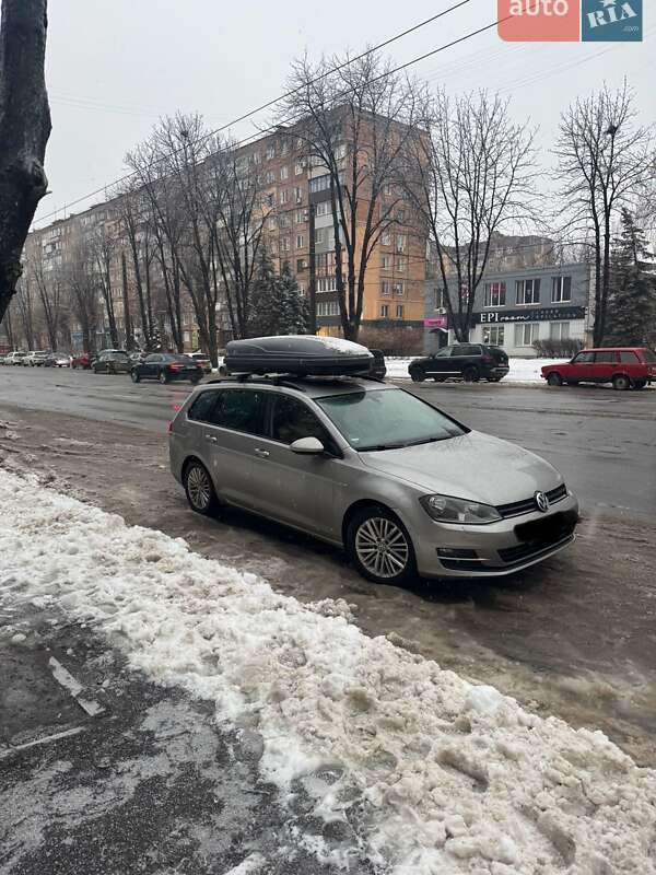 Универсал Volkswagen Golf 2015 в Запорожье