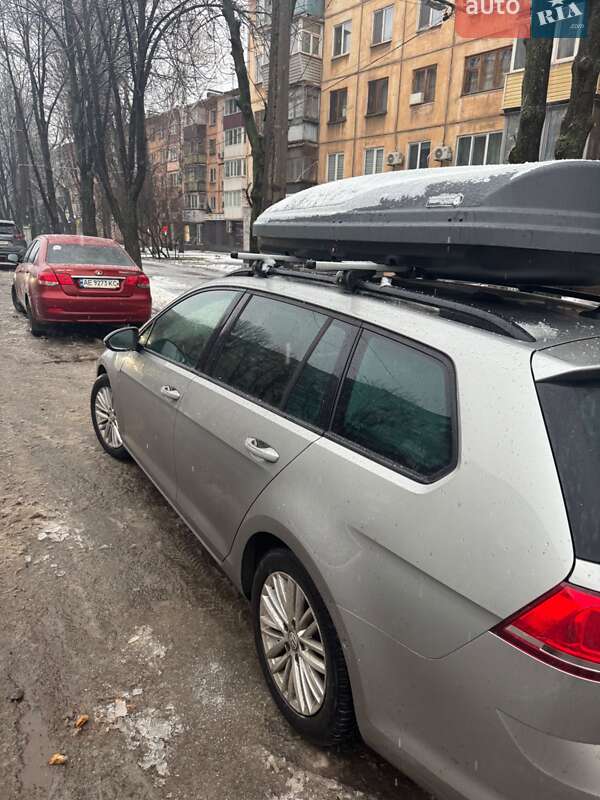 Универсал Volkswagen Golf 2015 в Запорожье