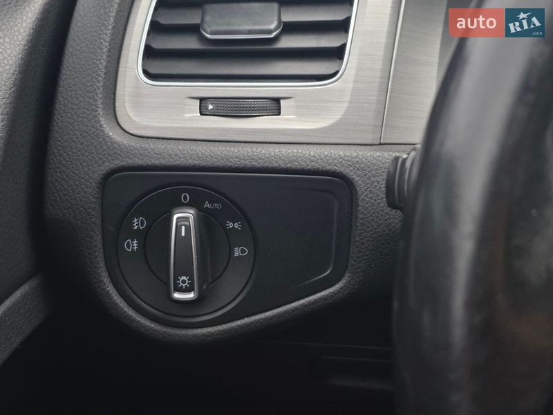 Универсал Volkswagen Golf 2014 в Тернополе