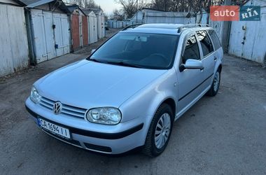 Универсал Volkswagen Golf 2000 в Черкассах